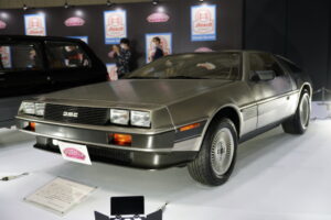 DMCデローリアン（1981）